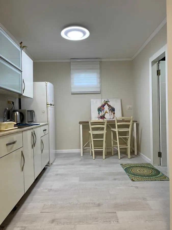 ניב ברוזמרין Apartment Eilat Israel